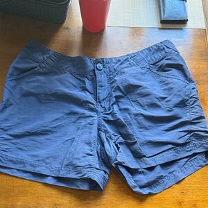 Columbia PFG Women's Blue Cargo Shorts